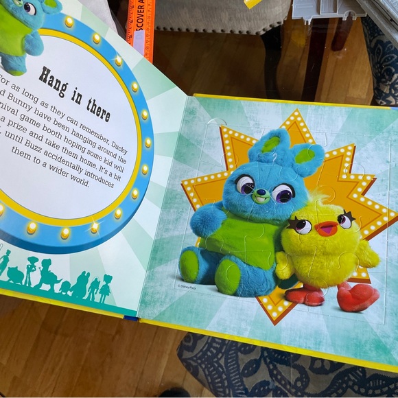 Toy Story 4 Puzzle book.  reads like a book with a puzzle on each page  age 3+ - Picture 8 of 8